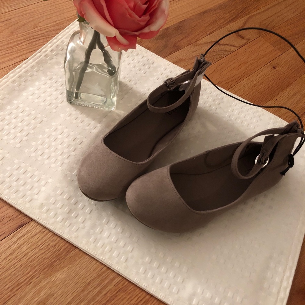 grey flats with ankle strap